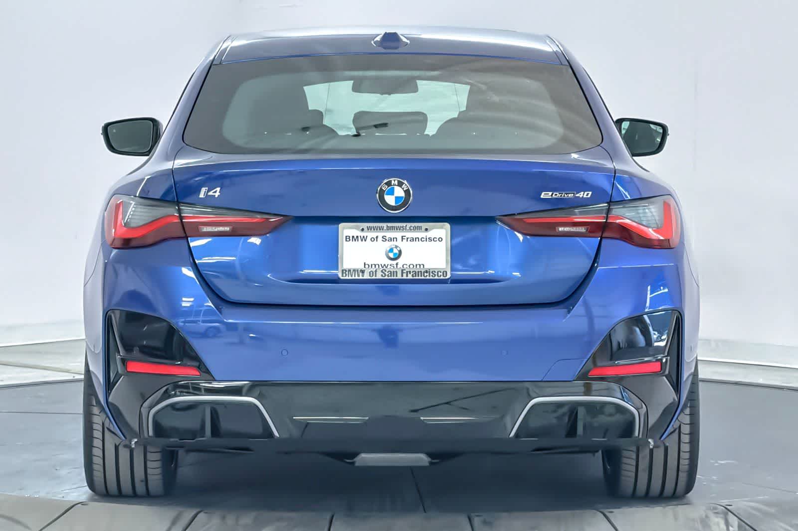 Thumbnail: 2026 BMW i4 - 7