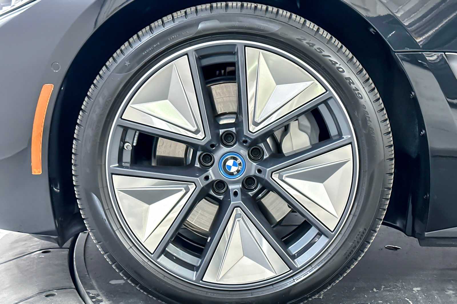 Thumbnail: 2023 BMW i4 - 26