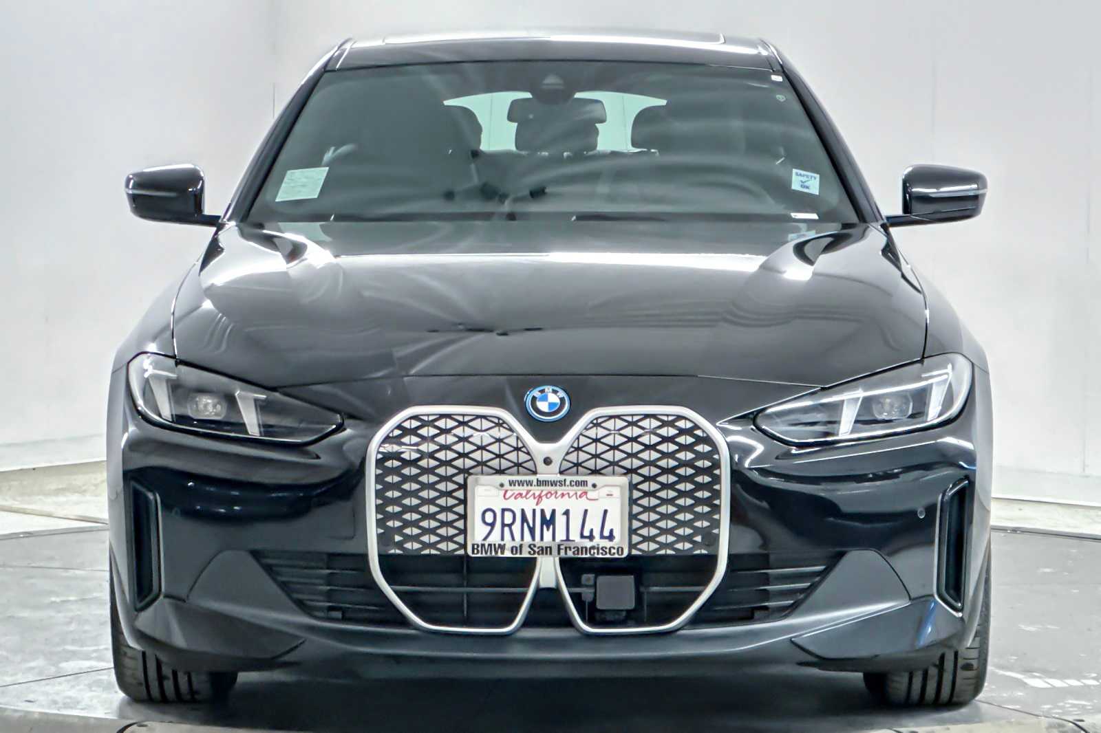 Thumbnail: 2025 BMW i4 - 10