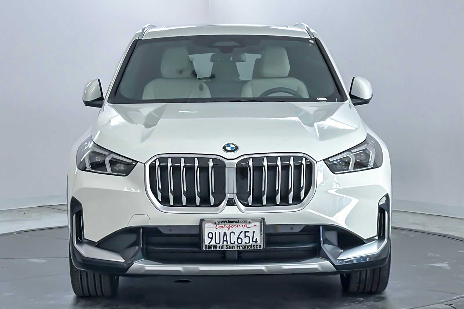 Thumbnail: 2025 BMW X1 - 10