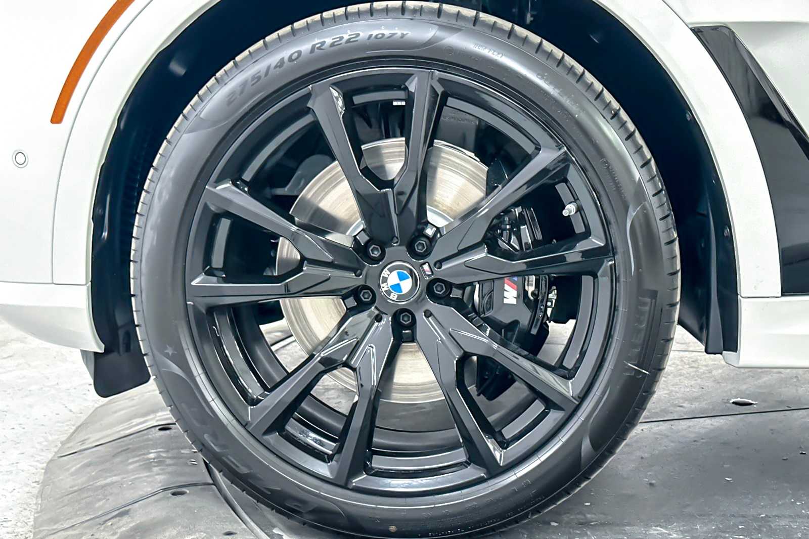 Thumbnail: 2026 BMW X7 - 25