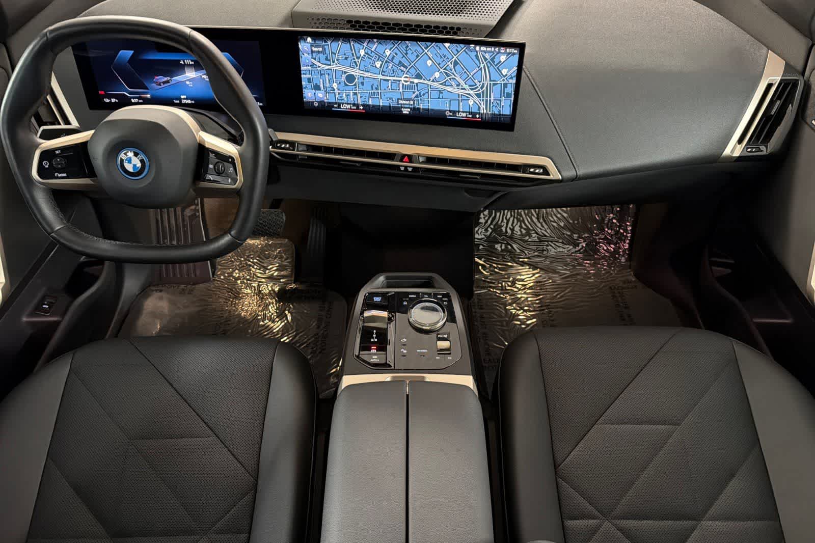 Thumbnail: 2023 BMW iX - 3