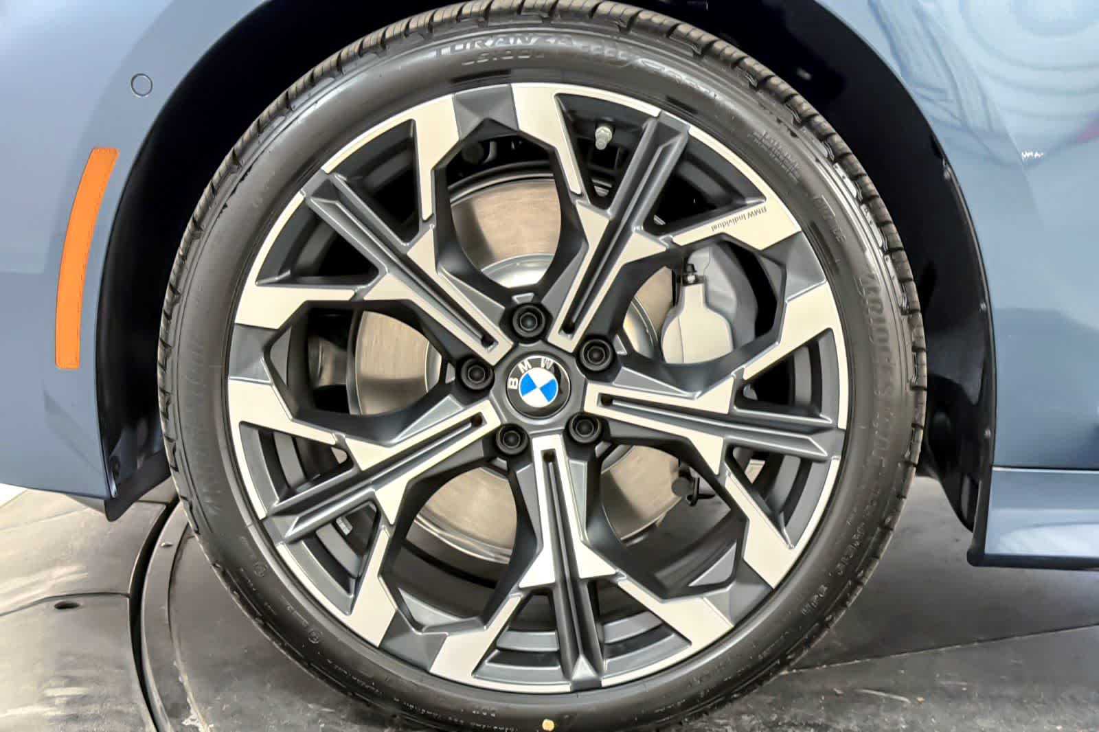 Thumbnail: 2026 BMW 3 Series - 24