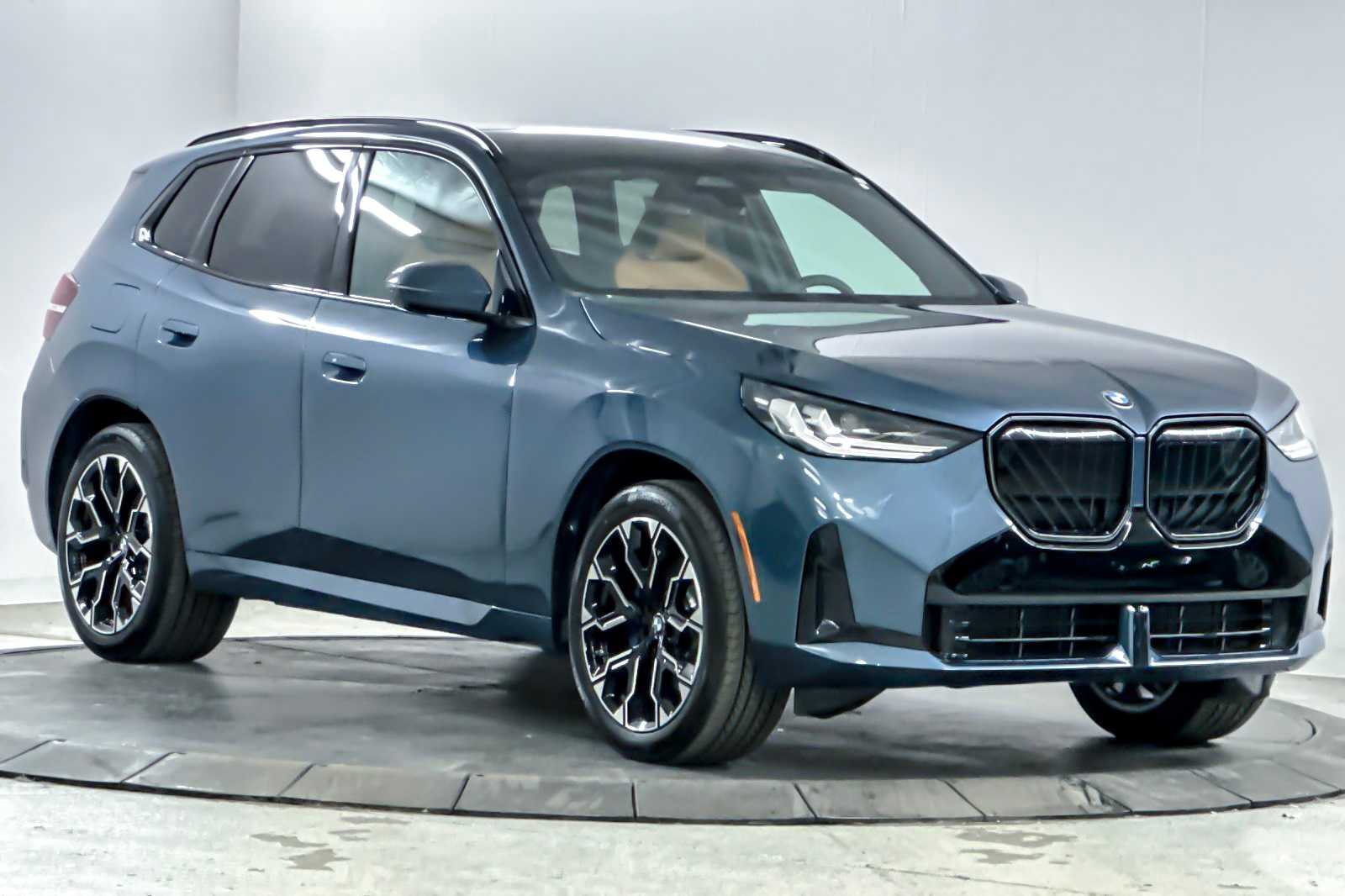Thumbnail: 2026 BMW X3 - 9