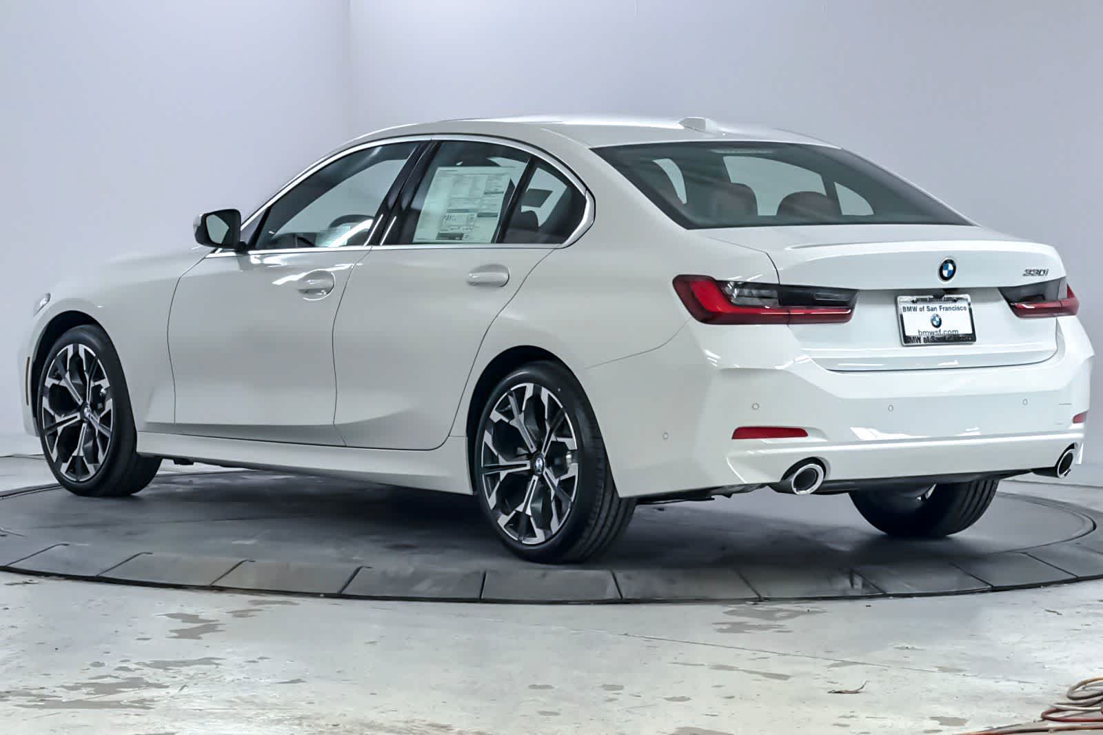 Thumbnail: 2026 BMW 3 Series - 6