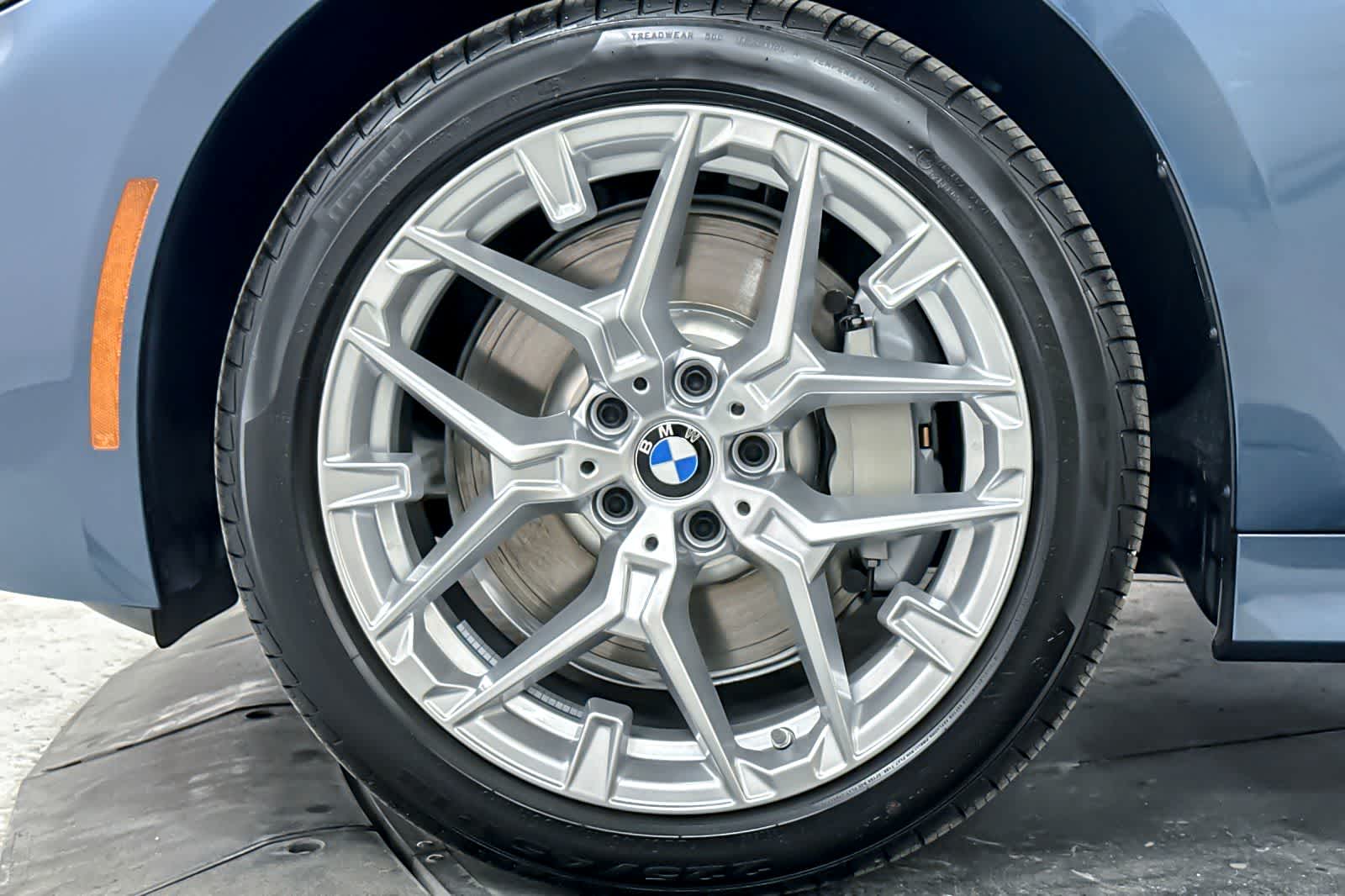 Thumbnail: 2026 BMW 3 Series - 24