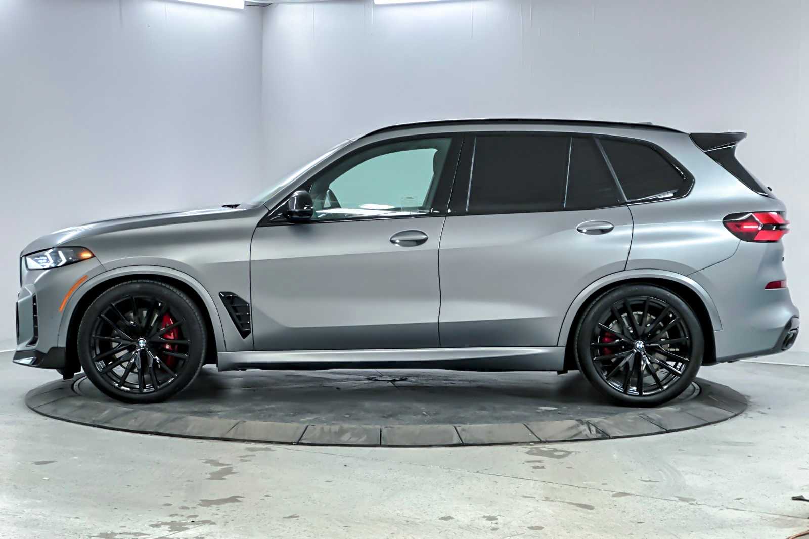 Thumbnail: 2024 BMW X5 - 5