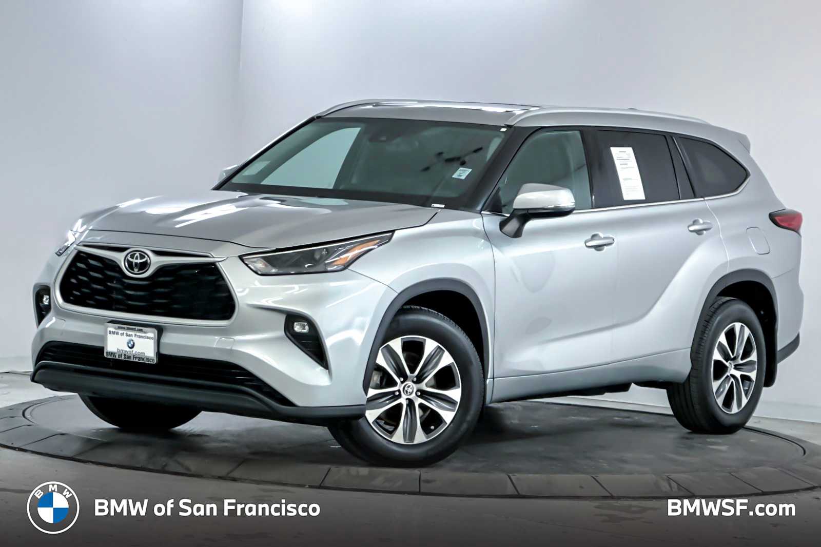 Thumbnail: 2022 Toyota Highlander - 1