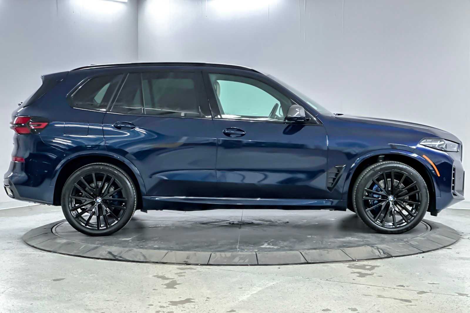 Thumbnail: 2026 BMW X5 - 8