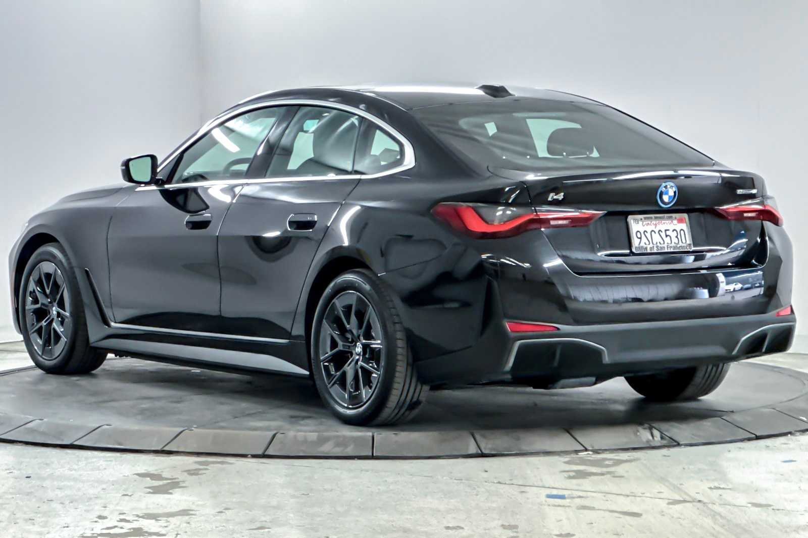 Thumbnail: 2025 BMW i4 - 6