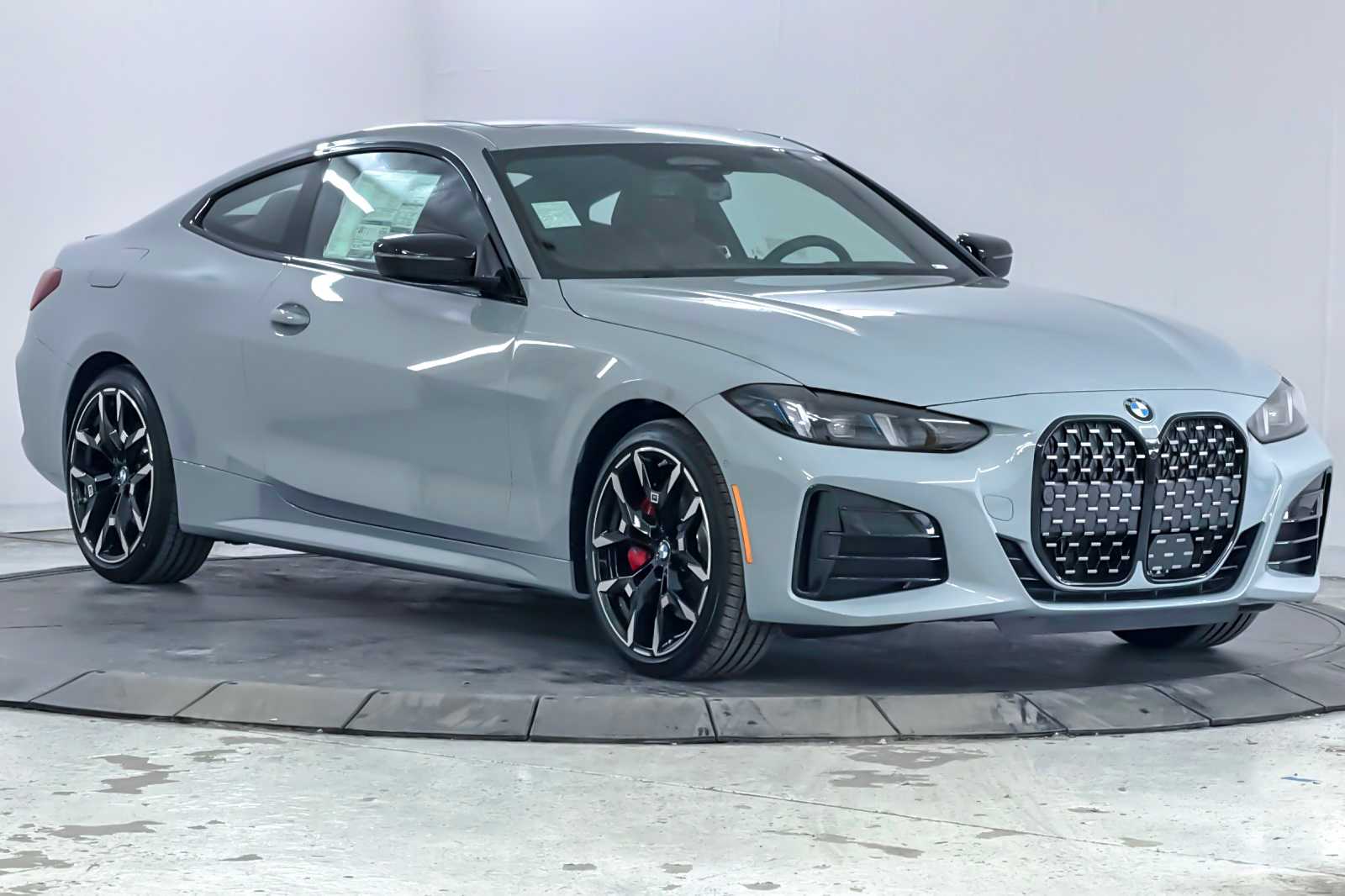 Thumbnail: 2026 BMW 4 Series - 9