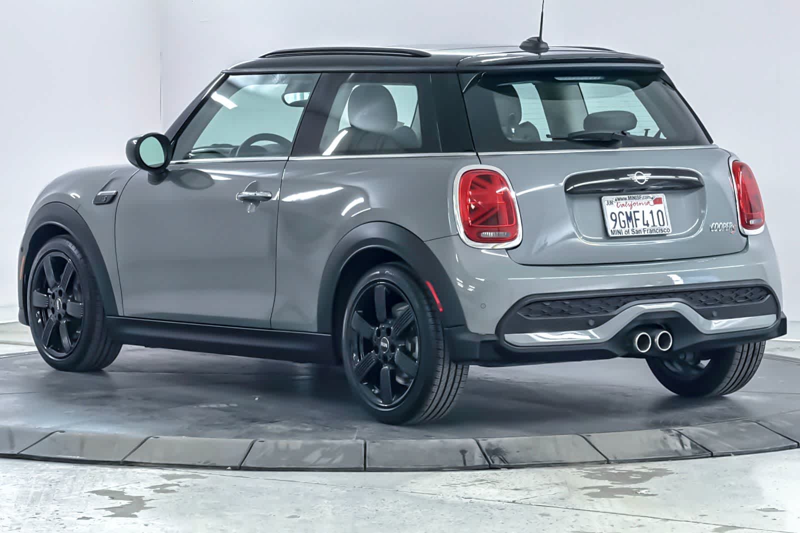 Thumbnail: 2023 MINI Cooper Hardtop - 6