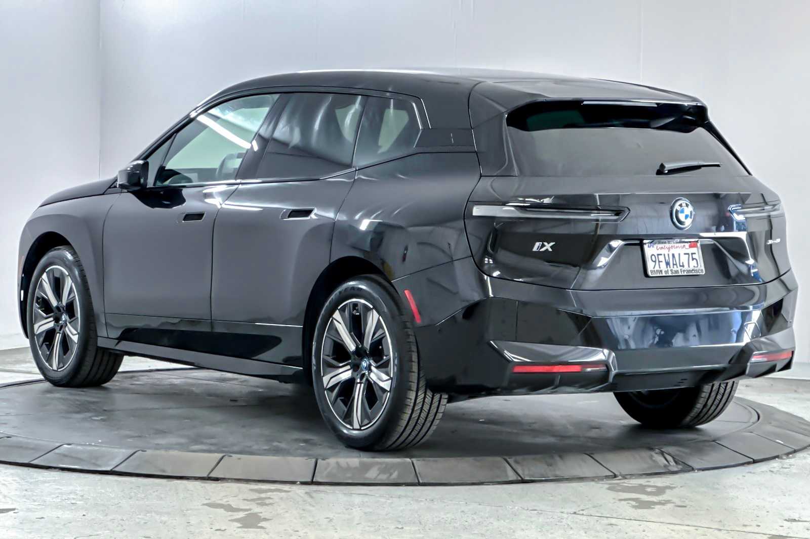 Thumbnail: 2024 BMW iX - 6