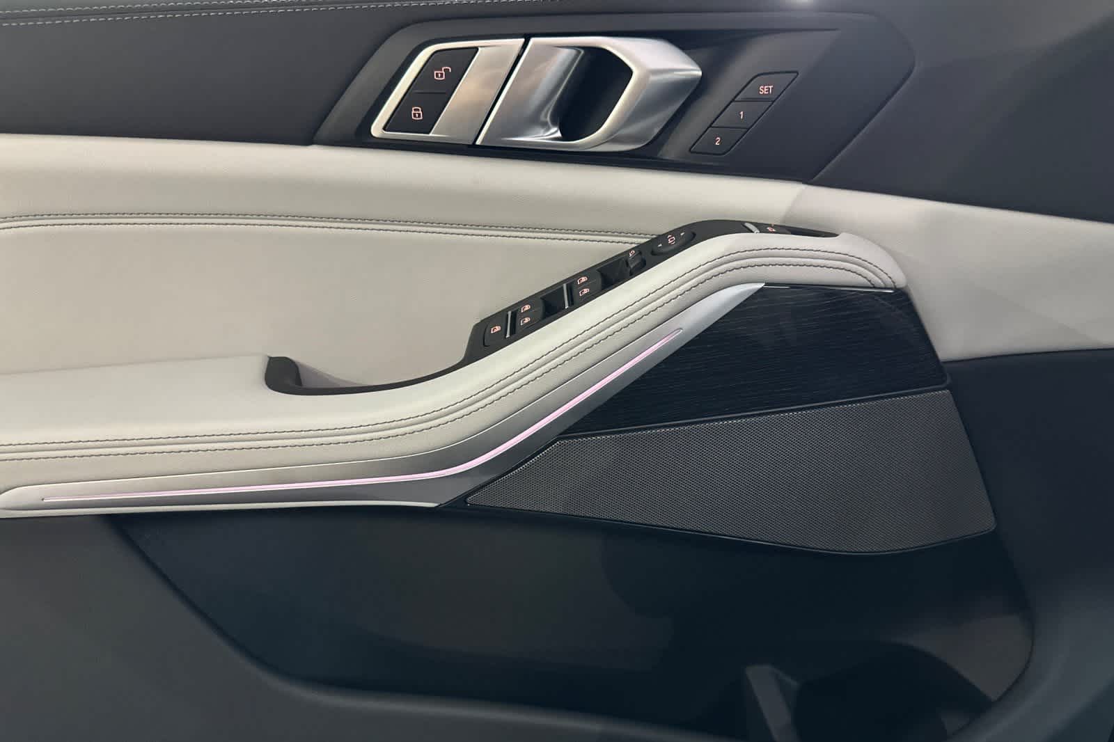 Thumbnail: 2026 BMW X5 - 12