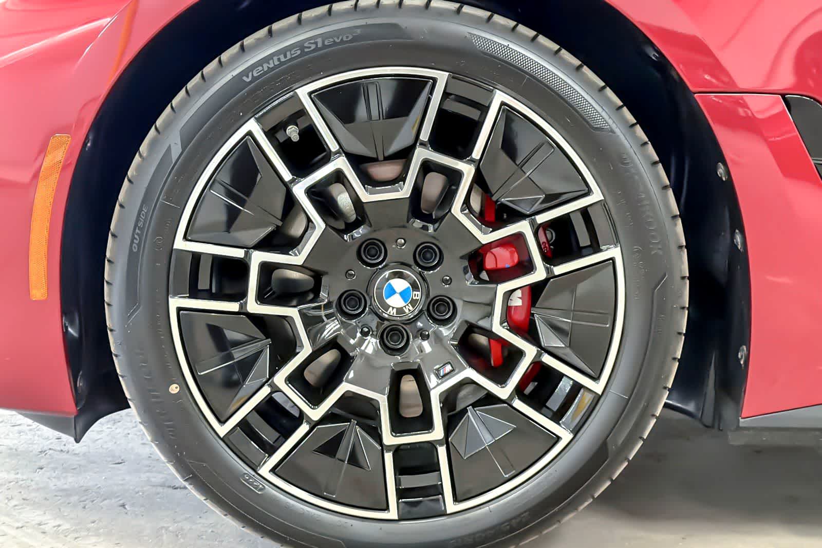 Thumbnail: 2026 BMW i4 - 25