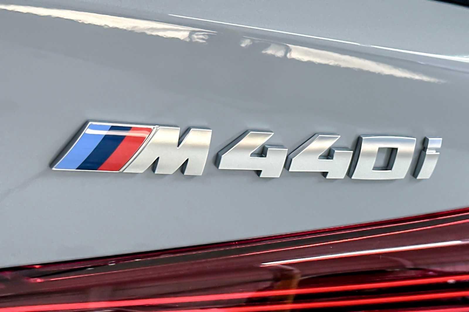 Thumbnail: 2025 BMW 4 Series - 27