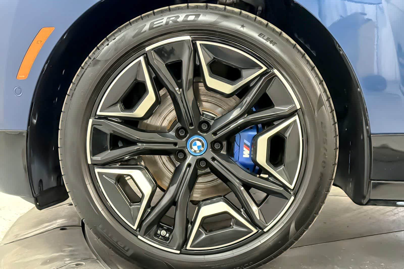 Thumbnail: 2024 BMW iX - 26