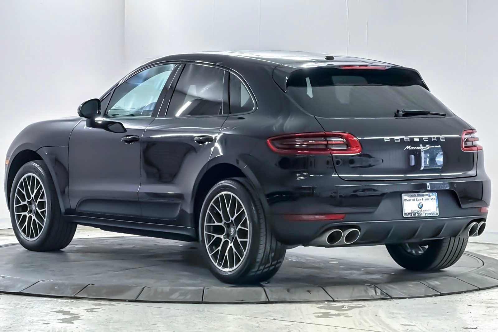 Thumbnail: 2017 Porsche Macan - 6
