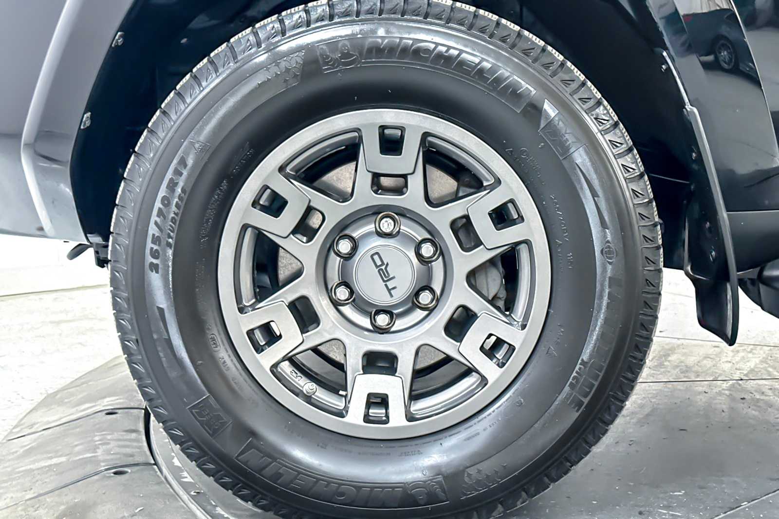 Thumbnail: 2020 Toyota 4Runner - 27