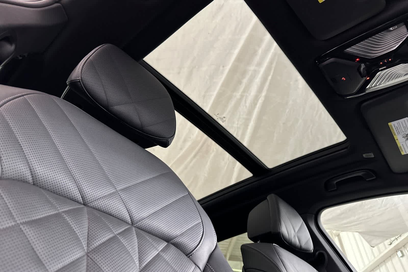 Thumbnail: 2024 BMW X5 - 17