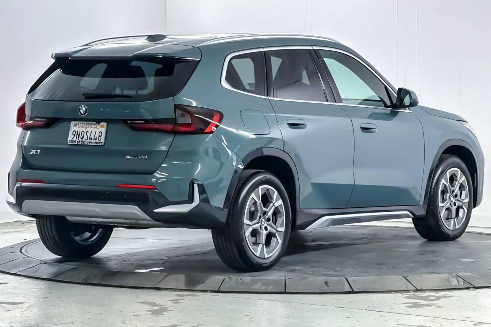 Thumbnail: 2025 BMW X1 - 2