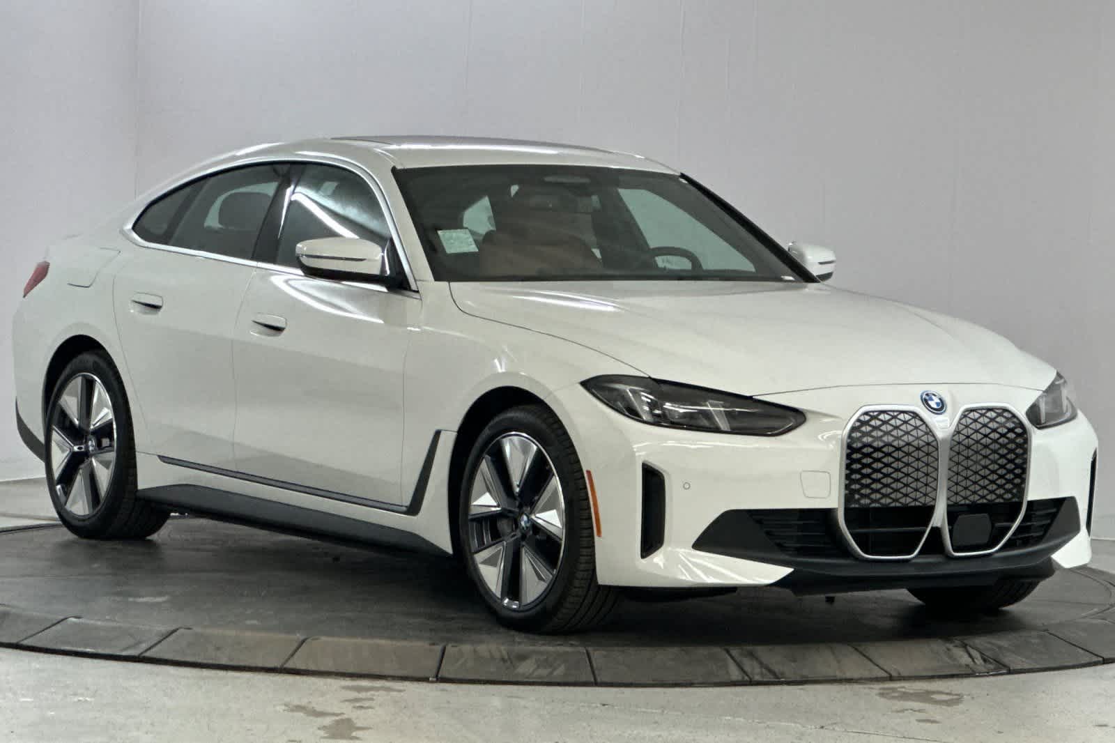 2025 BMW i4 eDrive40 9