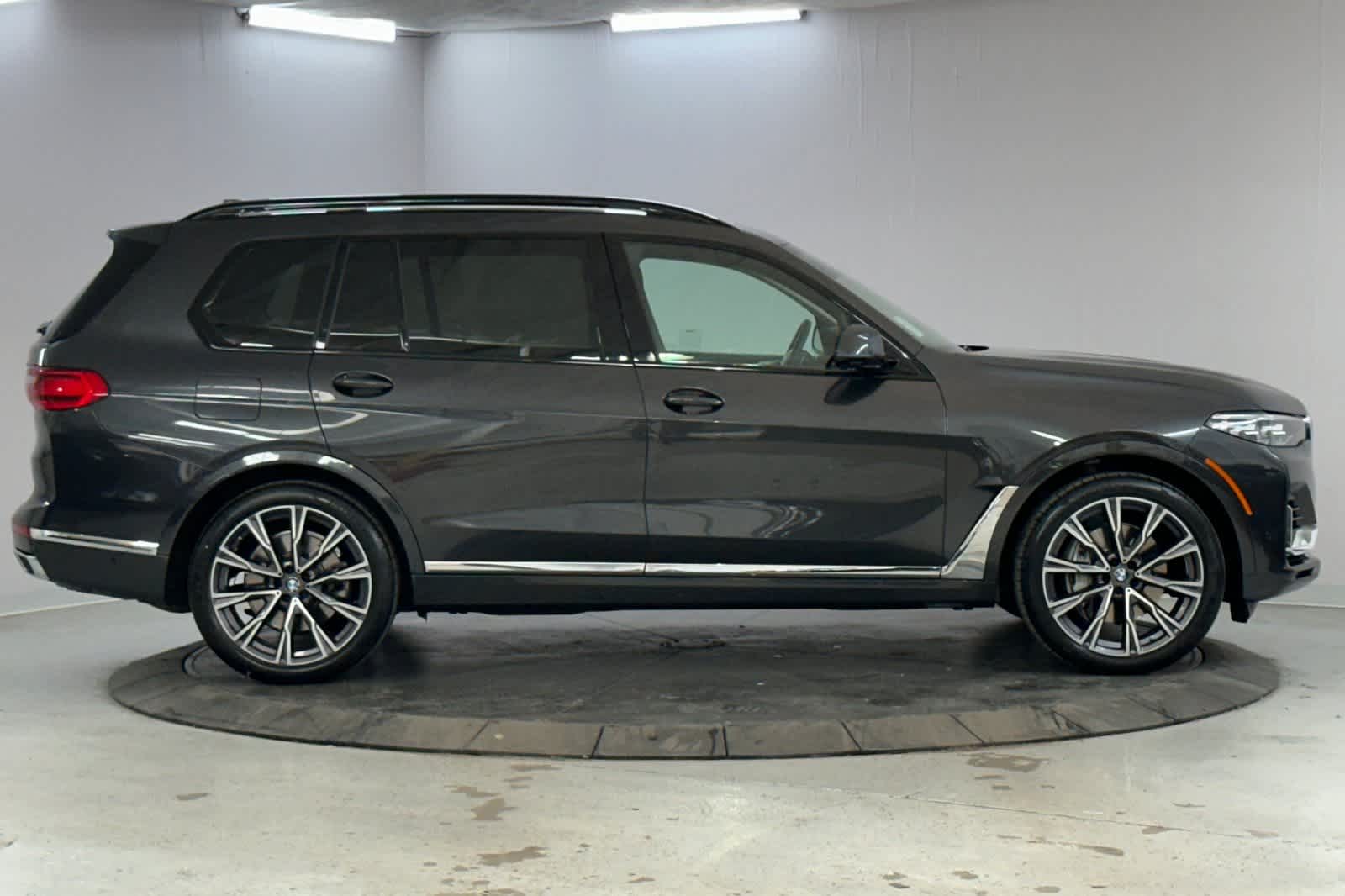 Thumbnail: 2022 BMW X7 - 8