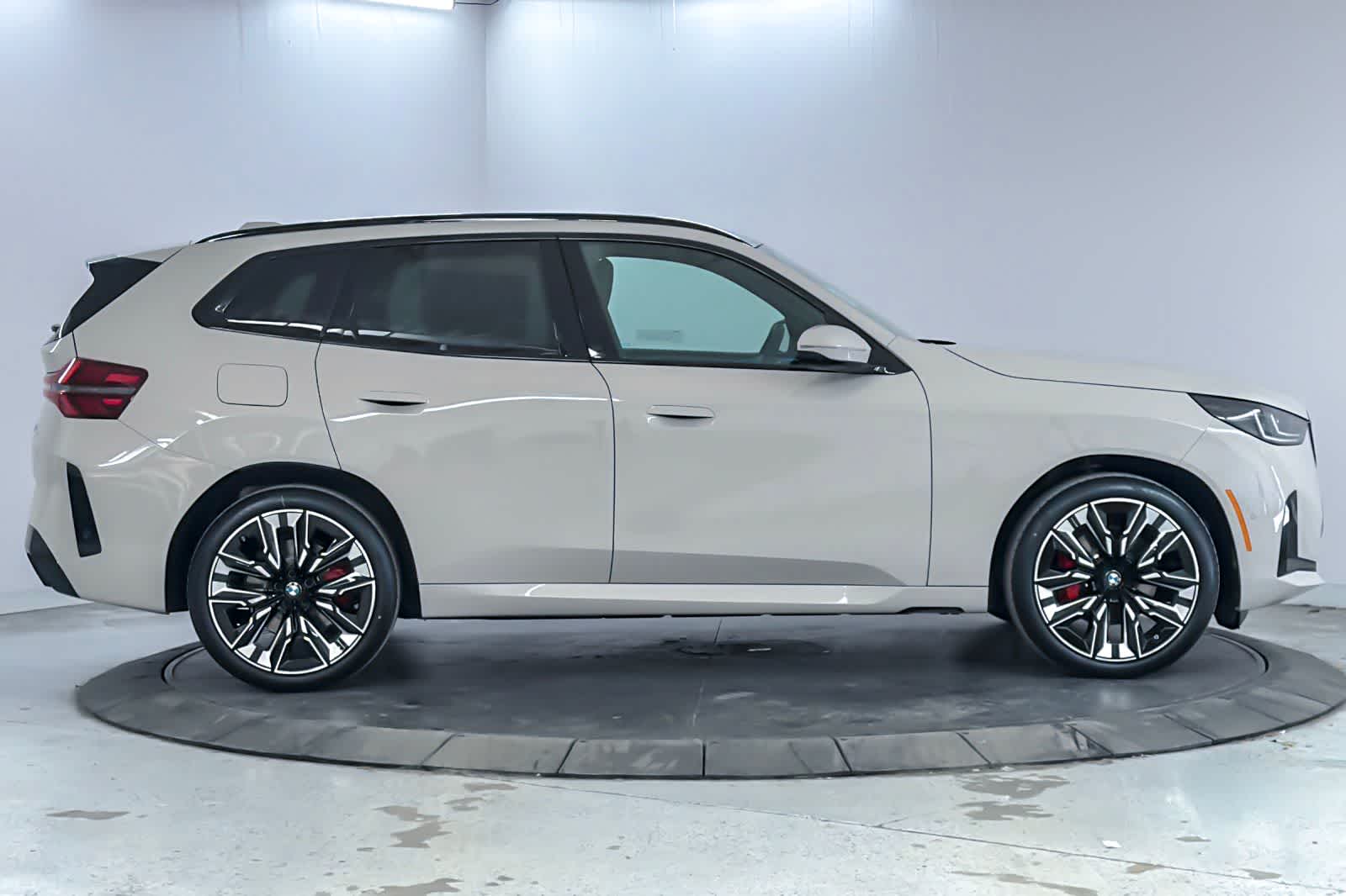 Thumbnail: 2026 BMW X3 - 8