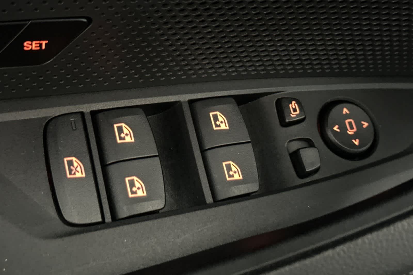 Thumbnail: 2025 BMW i4 - 13