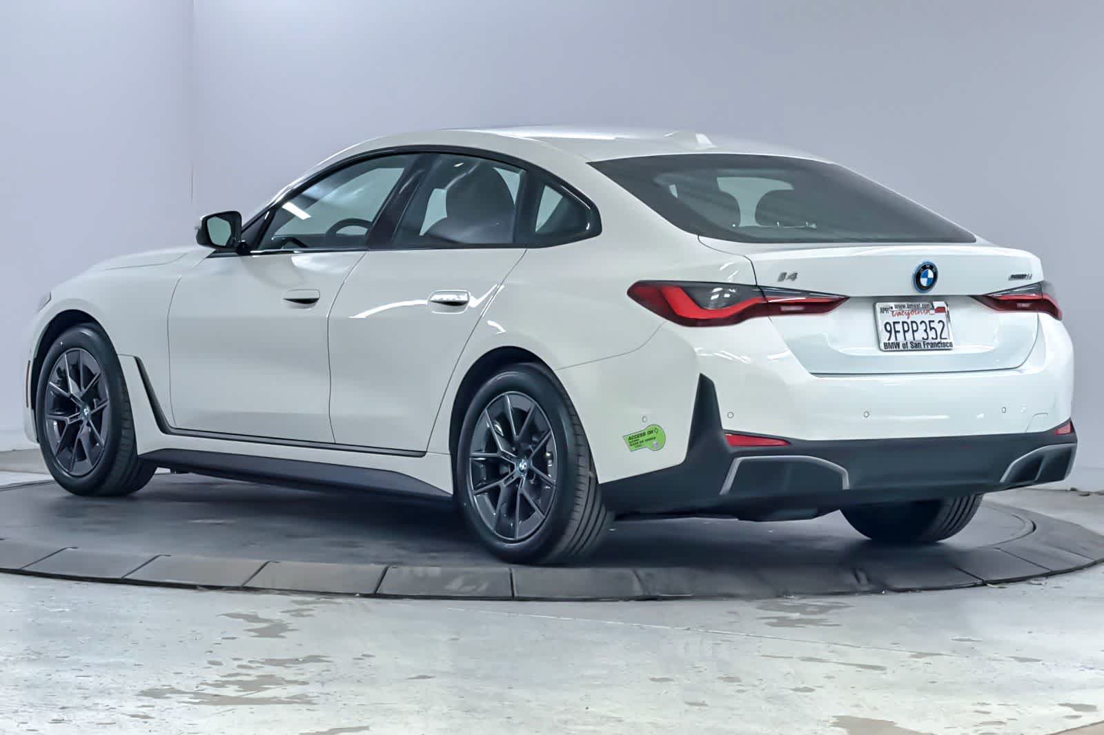 Thumbnail: 2023 BMW i4 - 6