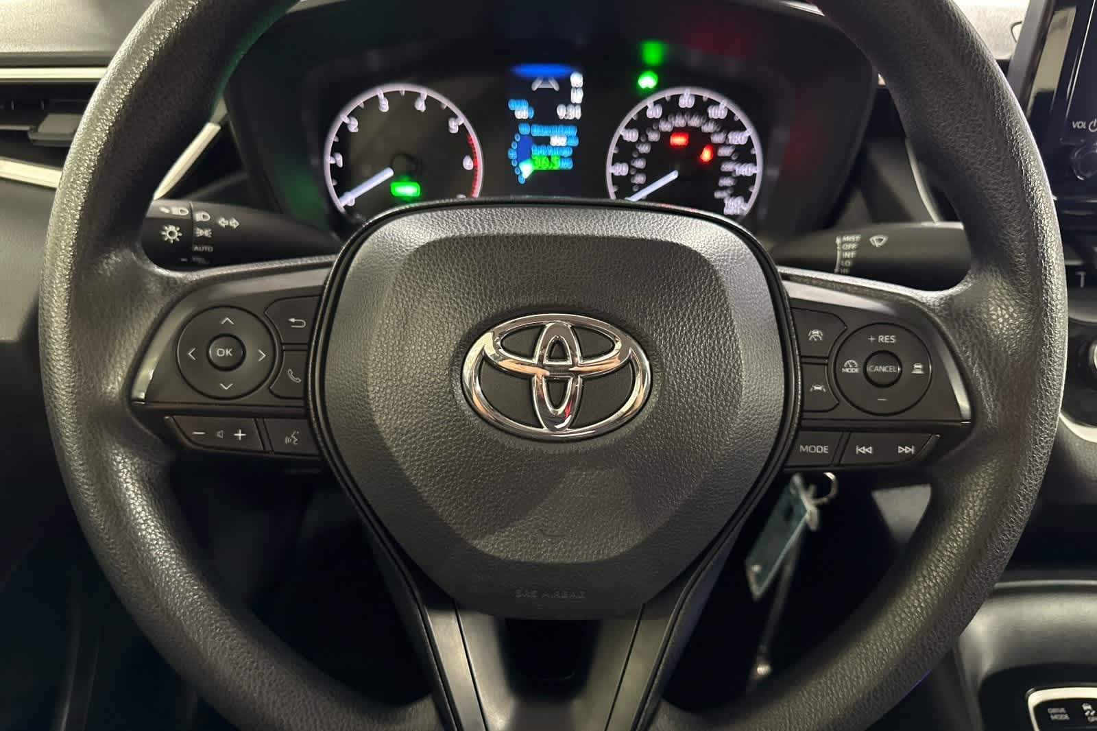 Thumbnail: 2023 Toyota Corolla - 21