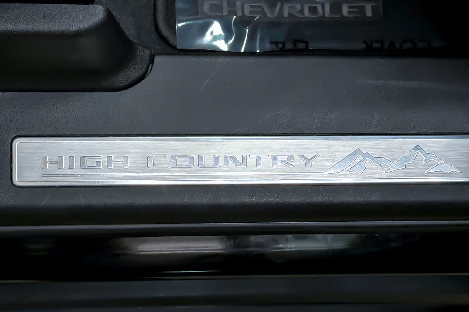 Thumbnail: 2022 Chevrolet Tahoe - 28