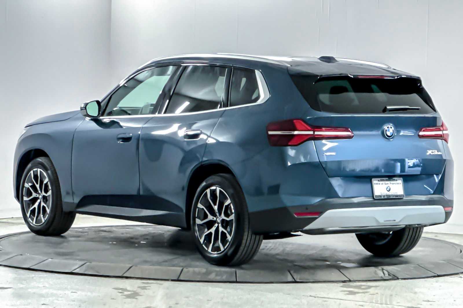 Thumbnail: 2026 BMW X3 - 6