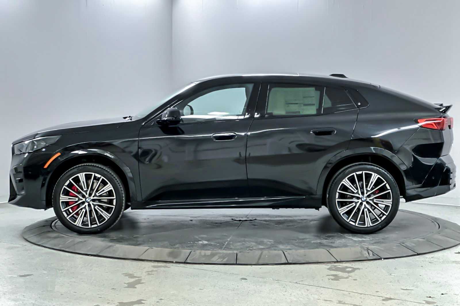 Thumbnail: 2025 BMW X2 - 5