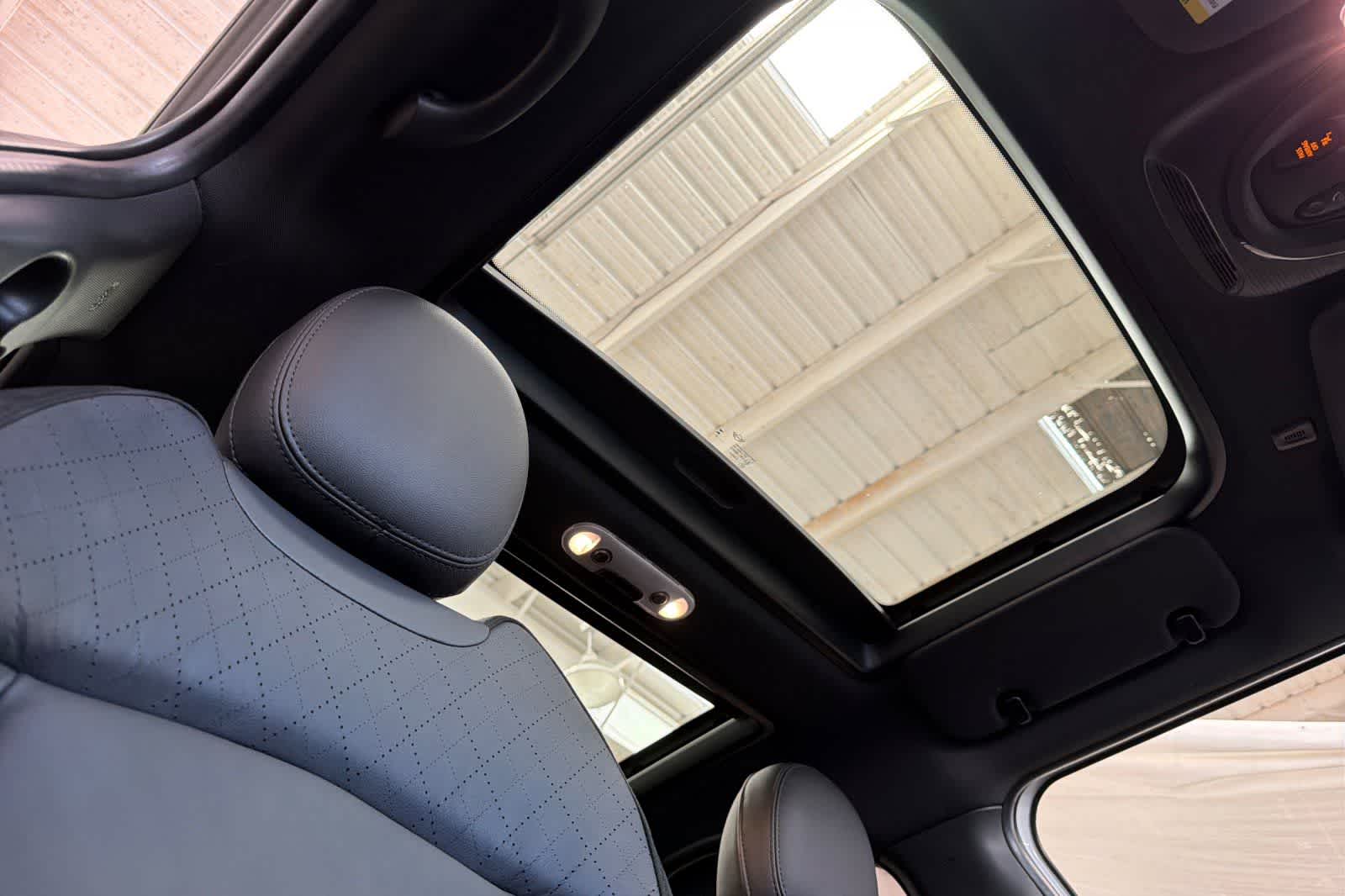 Thumbnail: 2024 MINI Cooper Hardtop - 17