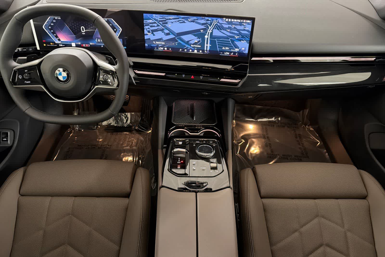 Thumbnail: 2026 BMW 5 Series - 3