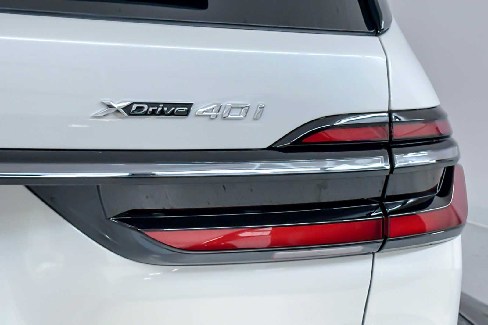 Thumbnail: 2026 BMW X7 - 26