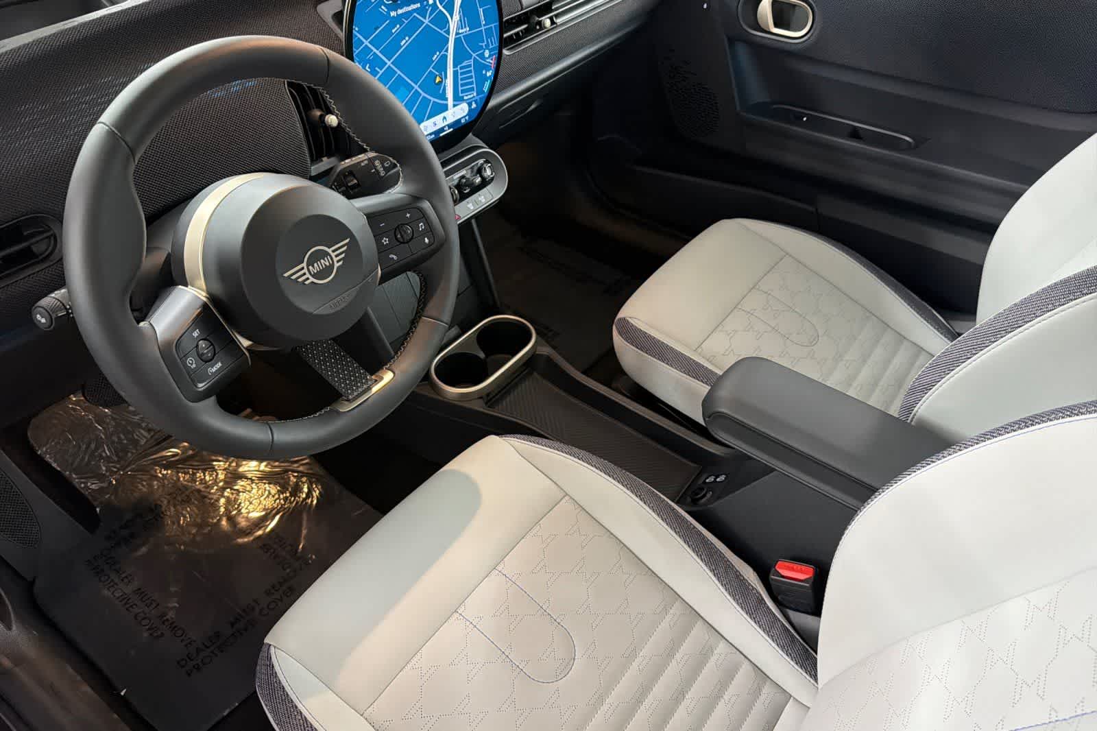 Thumbnail: 2025 MINI Cooper Hardtop - 11