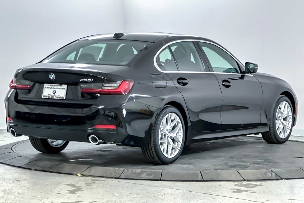New 2026 BMW 330i Sedan