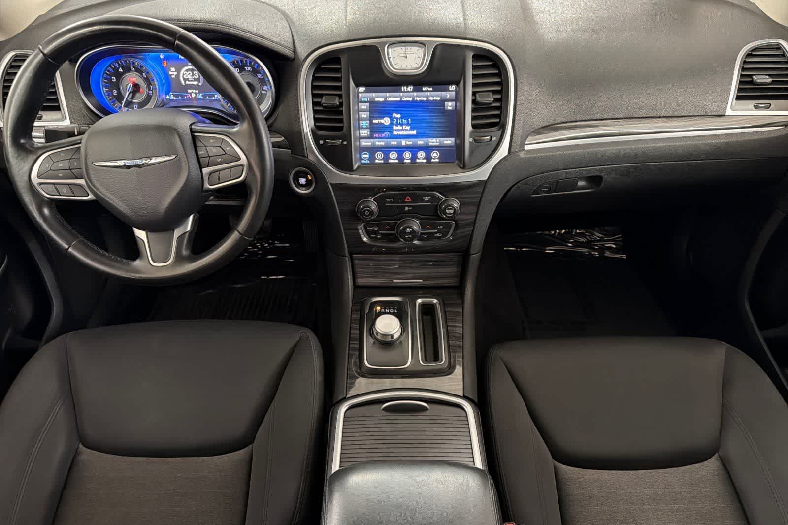 Thumbnail: 2019 Chrysler 300 - 3