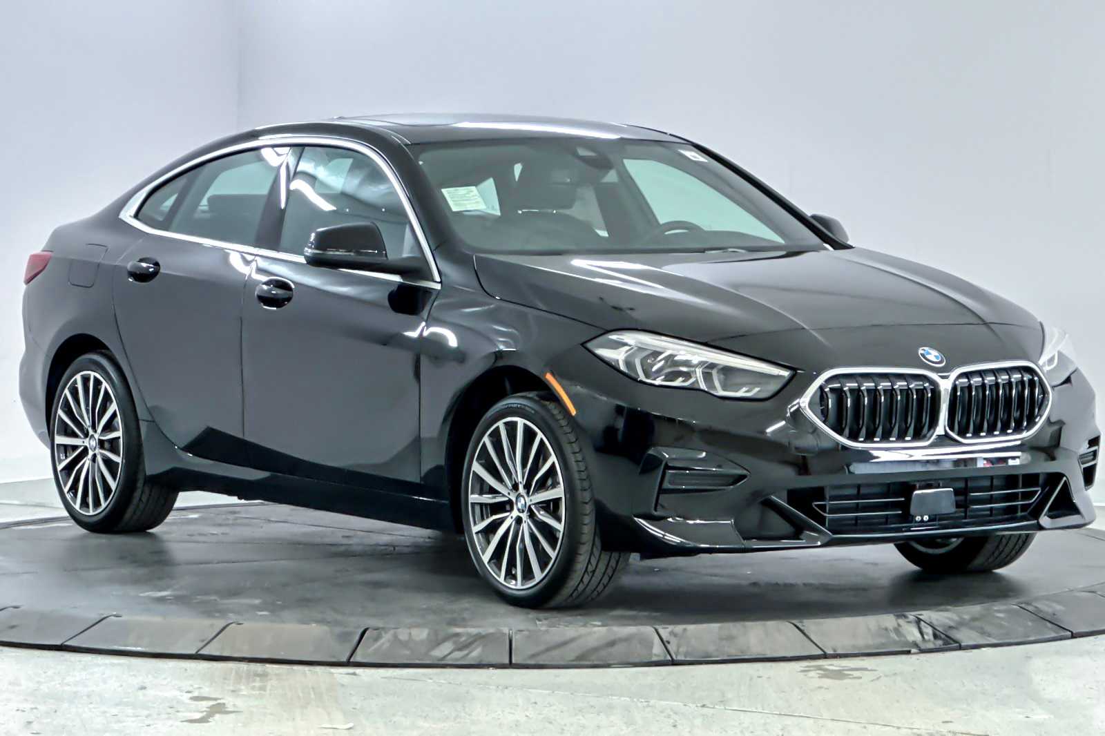 Thumbnail: 2024 BMW 2 Series - 9