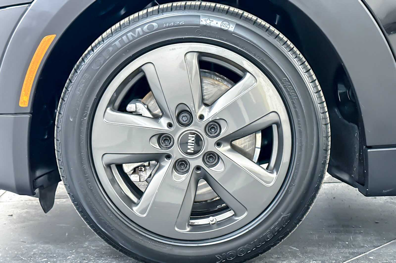 Thumbnail: 2021 MINI Cooper Hardtop - 26