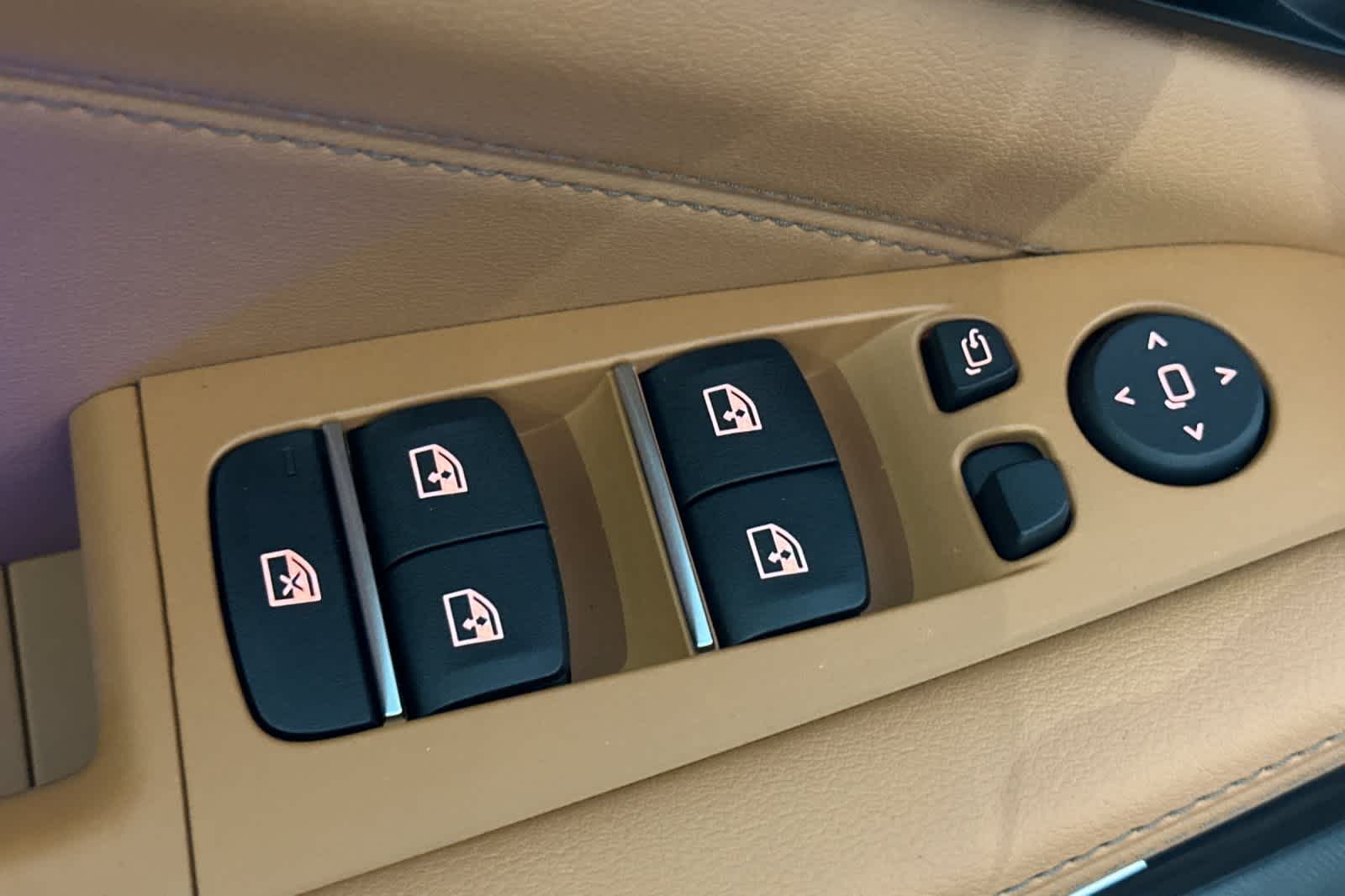 Thumbnail: 2026 BMW X5 - 13