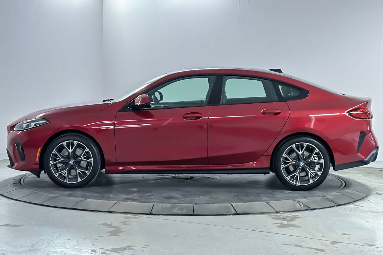 Thumbnail: 2026 BMW 2 Series - 5
