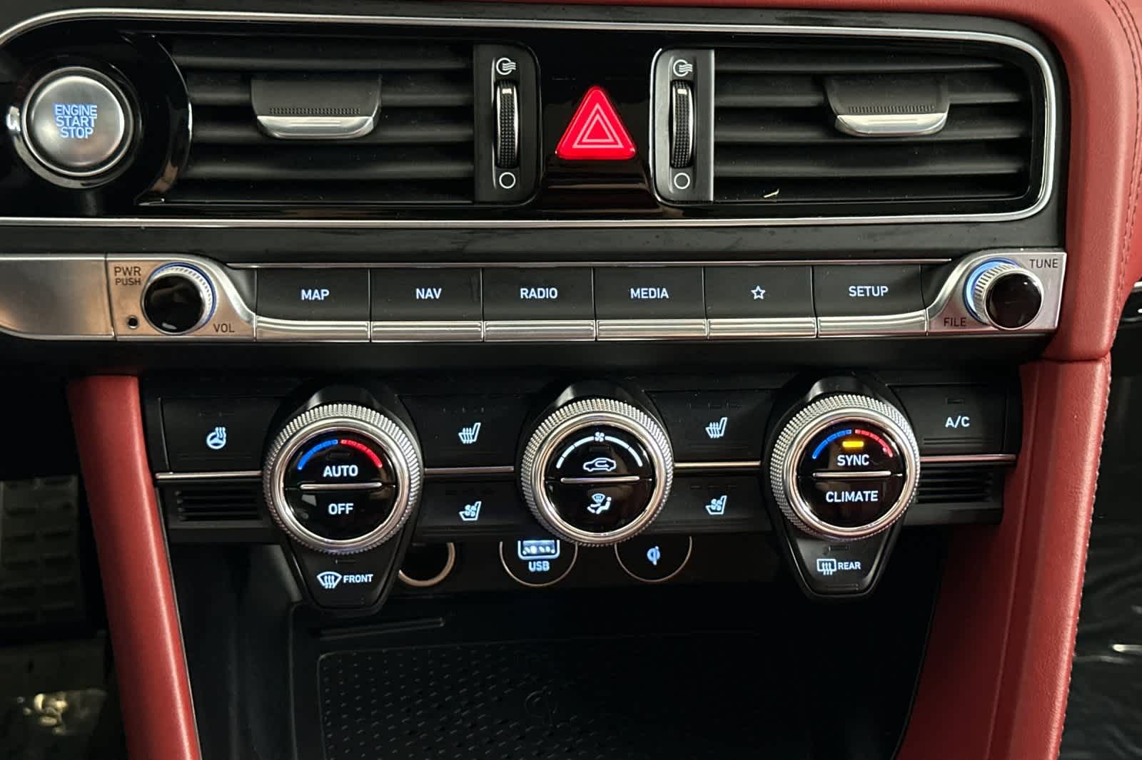 Thumbnail: 2023 Genesis G70 - 20