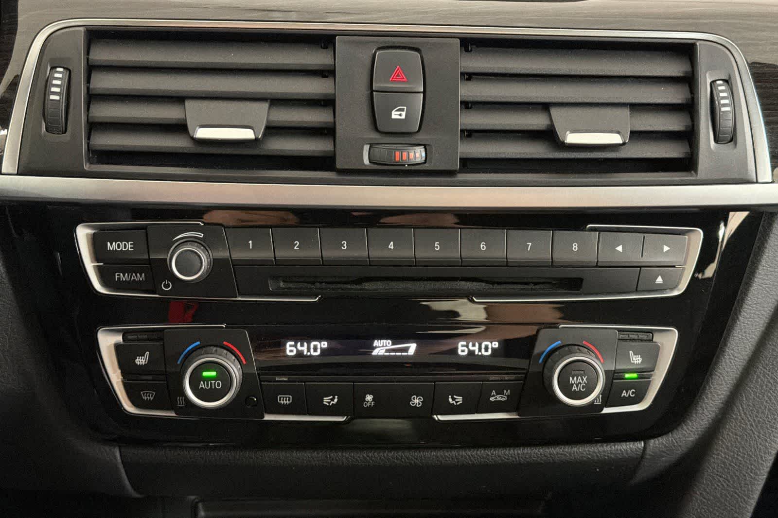 Thumbnail: 2016 BMW 3 Series - 19