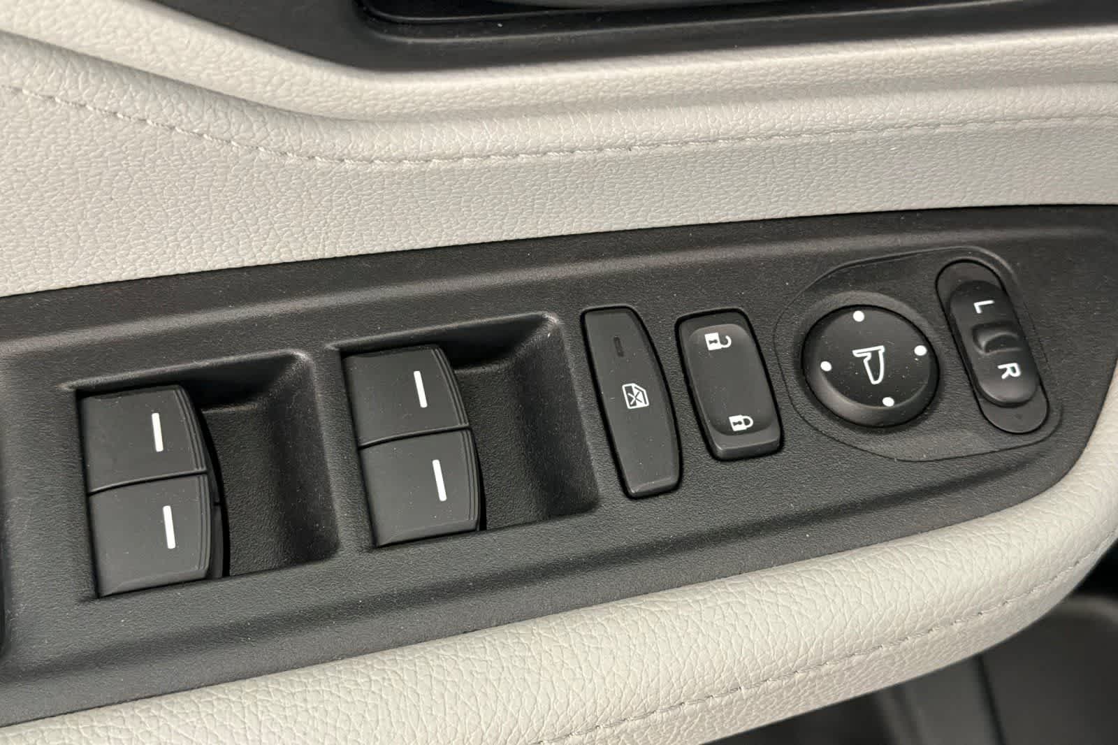 Thumbnail: 2023 Honda Odyssey - 13