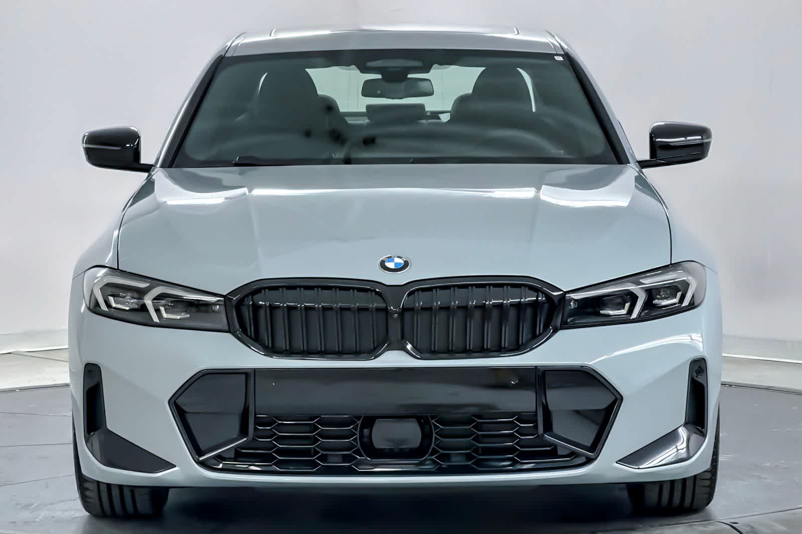 Thumbnail: 2026 BMW 3 Series - 10