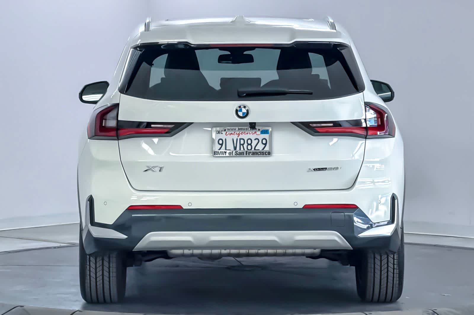 Thumbnail: 2023 BMW X1 - 6
