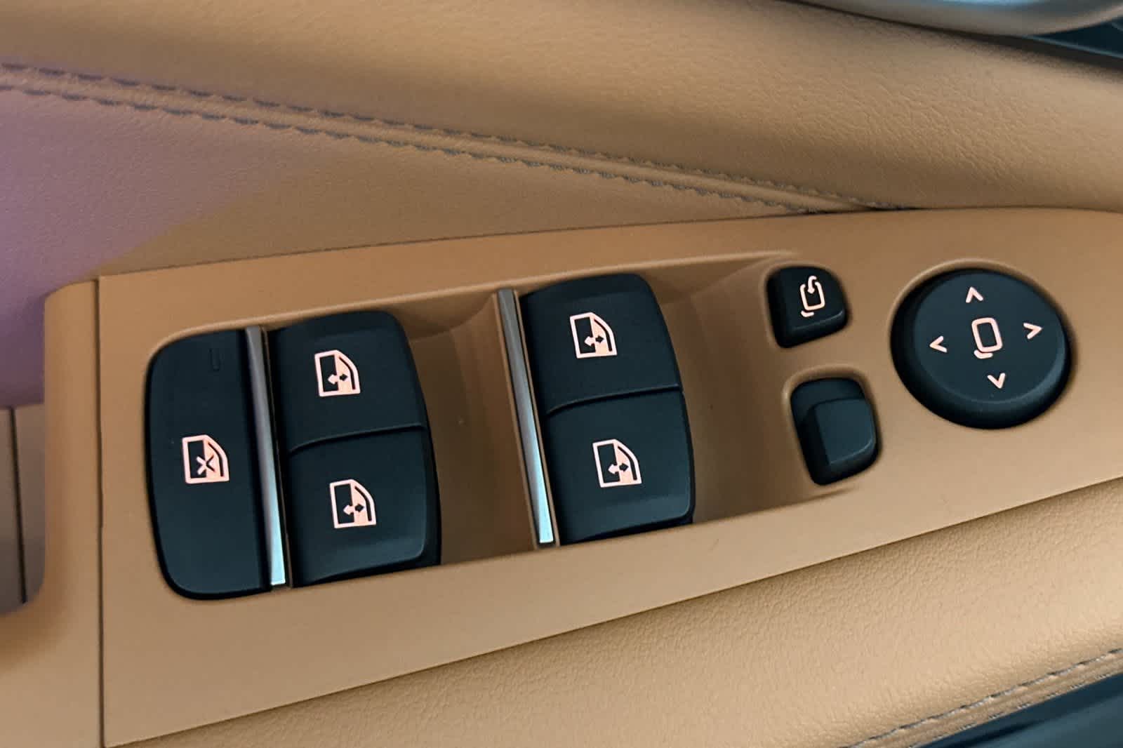 Thumbnail: 2026 BMW X5 - 13